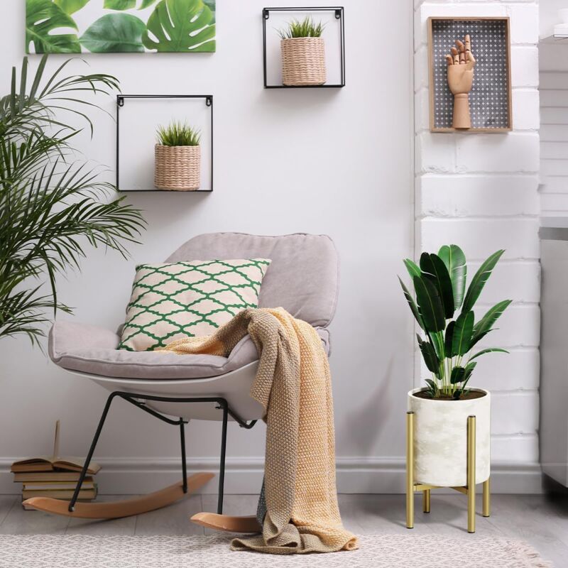 Adjustable Metal Plant Stand for 20–30 cm Pots (Value)