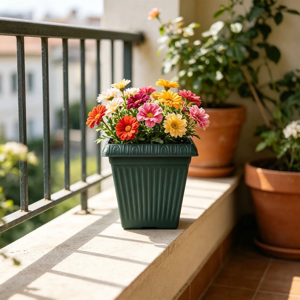 Square Root-Control Plastic Planter, 20 cm Ceramic Look – Green