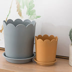Modern Plastic Plant Pot with Saucer, 10.5 cm – Orange