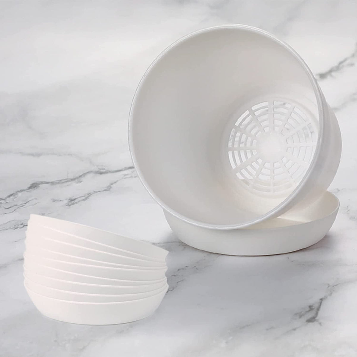 Plastic Plant Pots with Saucers, 10 cm – Pack of 8, White