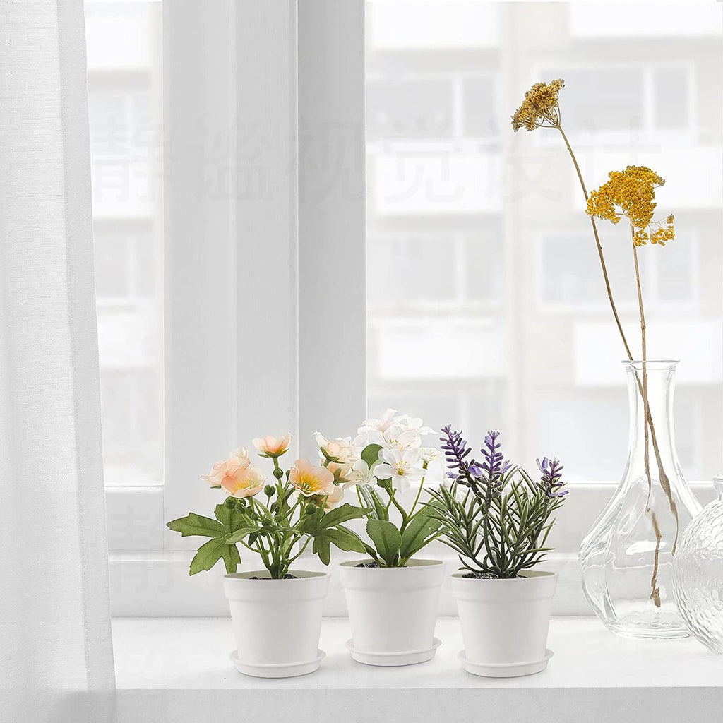 Plastic Plant Pots with Saucers, 12 cm – Pack of 8, White