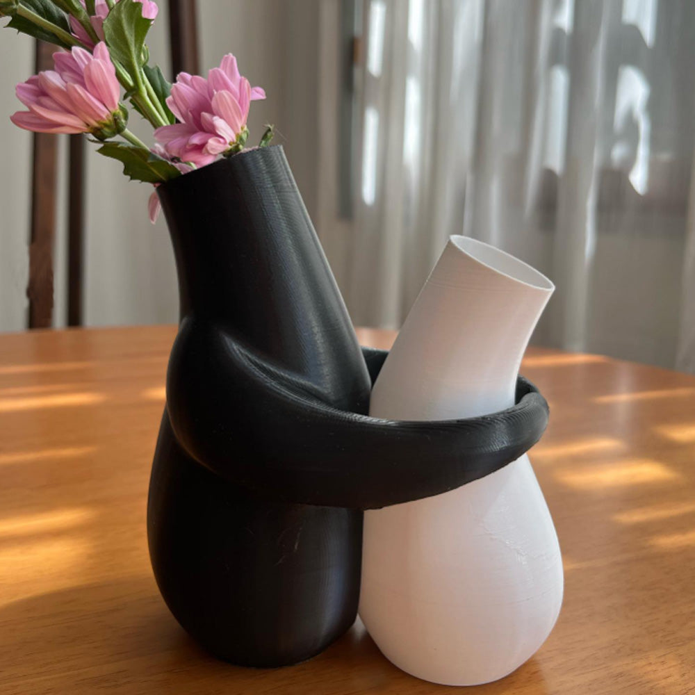 3D-Printed Hugging Vases, Decorative Desk Vase Pair – Style B