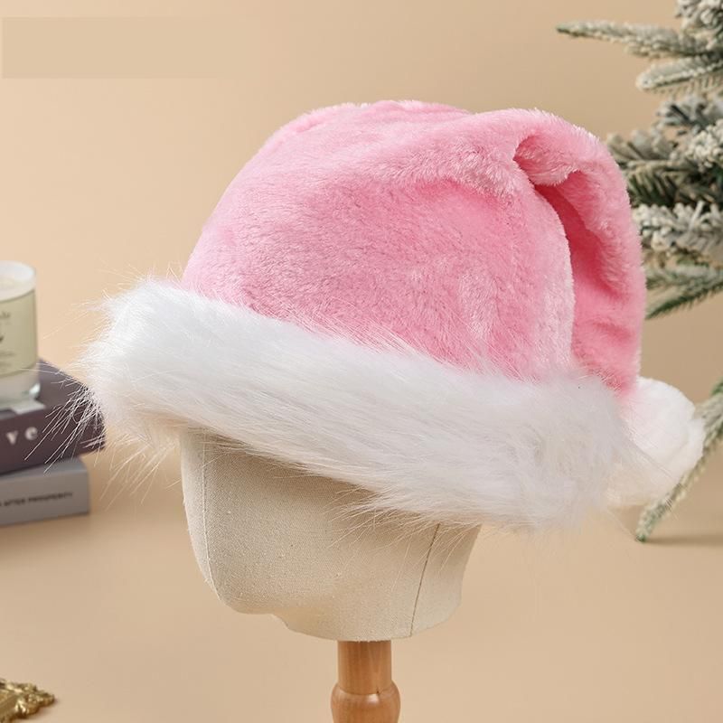 Short High-Pile Red Santa Hats – Pack of 4