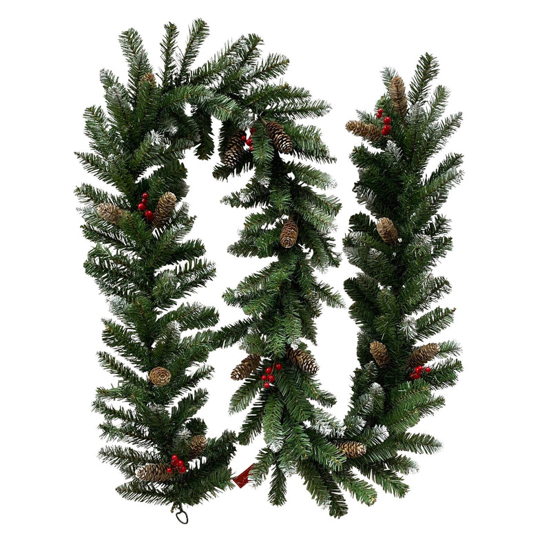 Christmas Garland with Pine Cones & Berries, 2.7 m – Christabelle