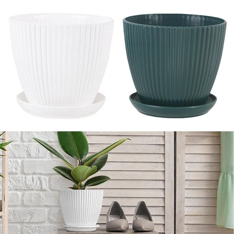 Striped Plastic Plant Pots with Saucers, 9–19 cm – Set of 6, White