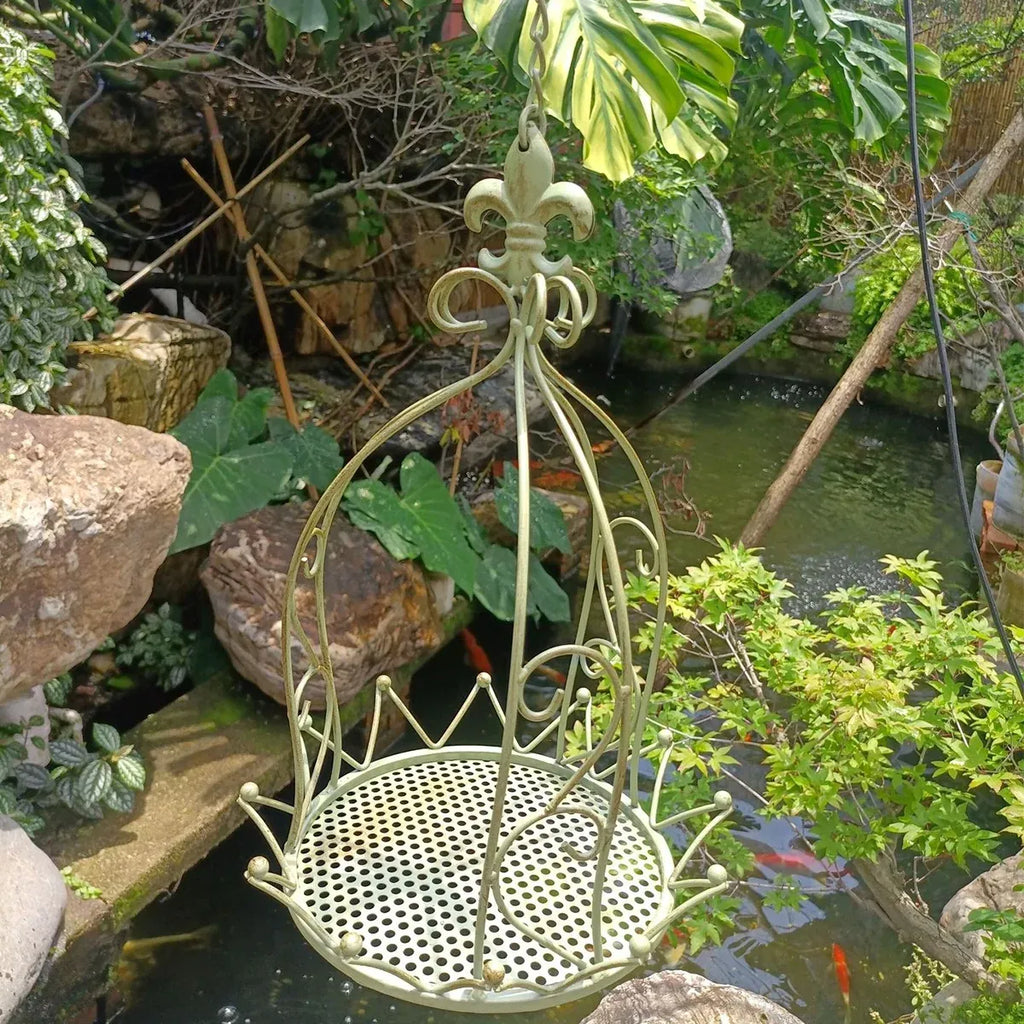 Vintage Wrought Iron Hanging Flower Basket with Chain, 25 cm