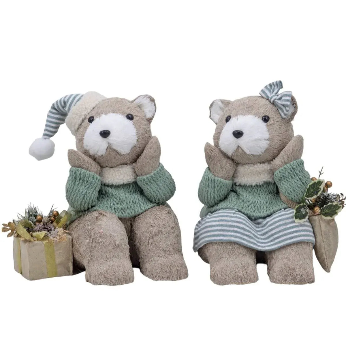 Christmas Evergreen Woodland Sitting Bear, 29 x 29 x 32 cm – 2 Assorted Designs, Bulk Buy x2